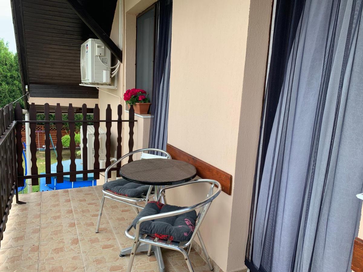 Nagcsalados Rozsa Apartman Balatonlelle Dış mekan fotoğraf