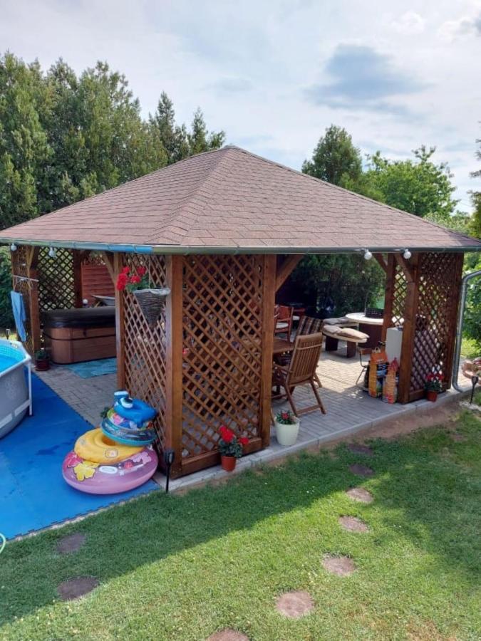 Nagcsalados Rozsa Apartman Balatonlelle Dış mekan fotoğraf