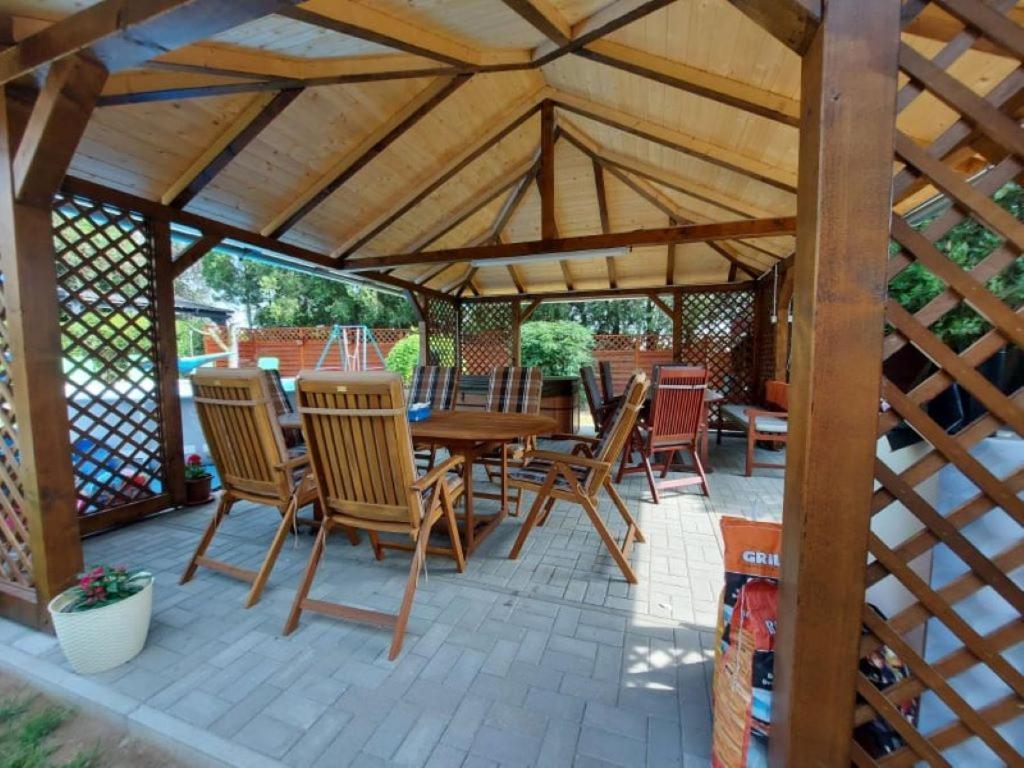 Nagcsalados Rozsa Apartman Balatonlelle Dış mekan fotoğraf