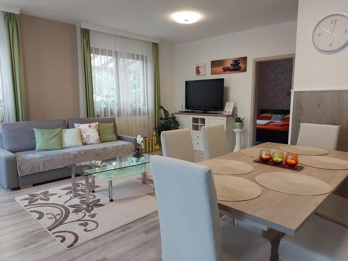 Nagcsalados Rozsa Apartman Balatonlelle Dış mekan fotoğraf